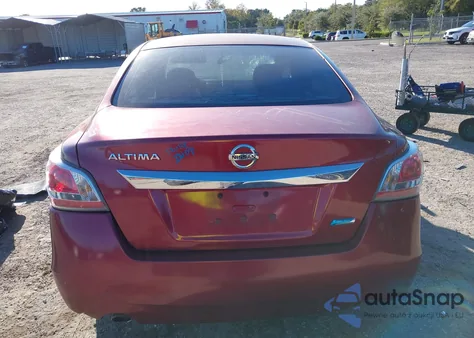 2014 Nissan Altima 2.5 из США, поврежденный, VIN 1N4AL3AP3EC289038